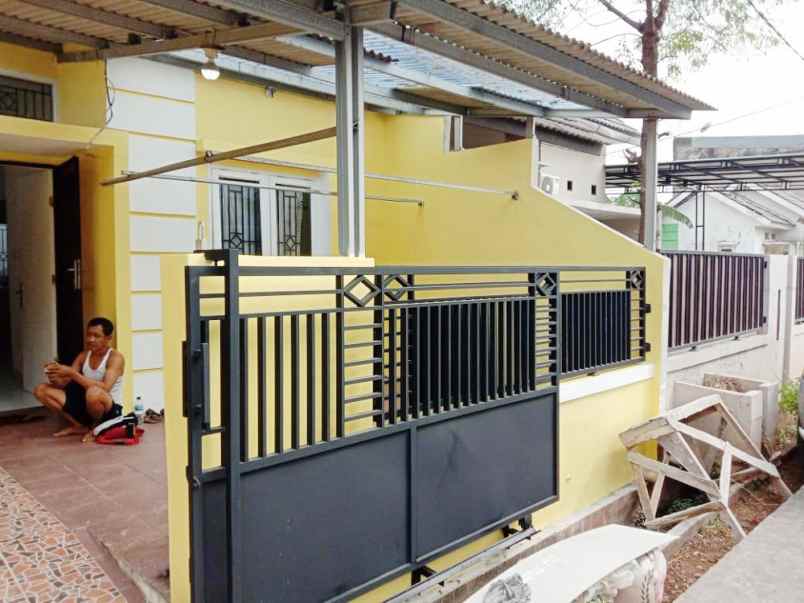 dijual rumah perumahan harvest city