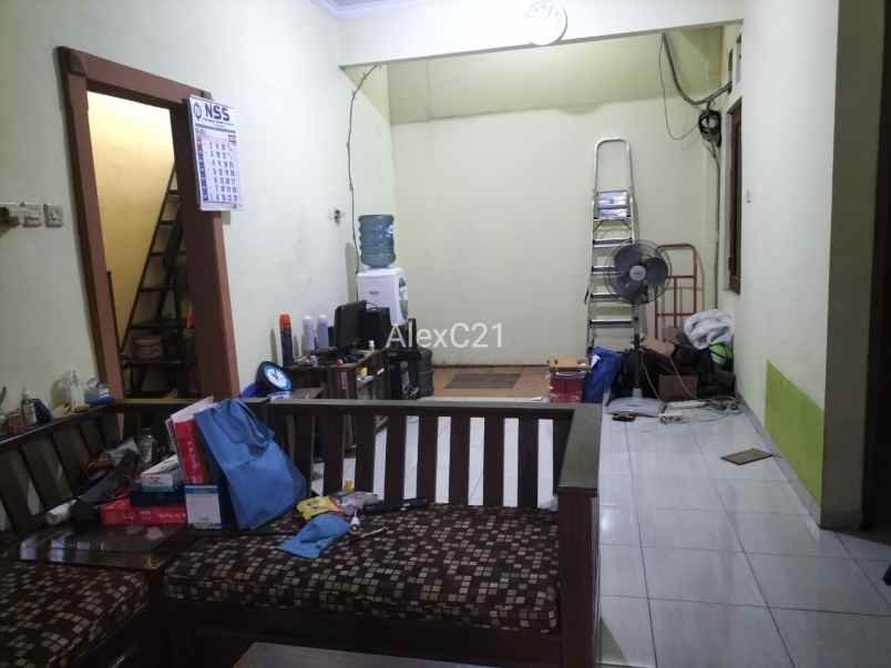 dijual rumah perumahan kimia farma