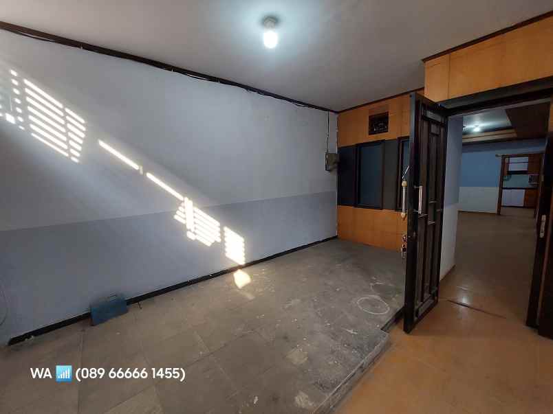 dijual rumah perumahan villa taman