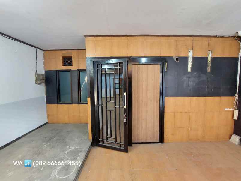 dijual rumah perumahan villa taman