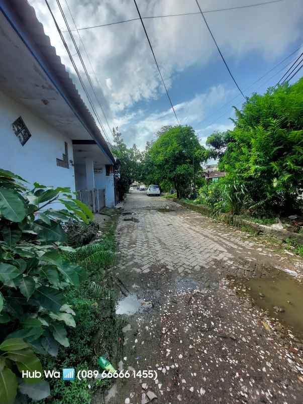 dijual rumah perumahan villa taman