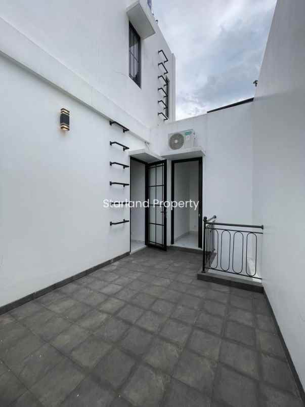 dijual rumah pesanggrahan jakarta selatan