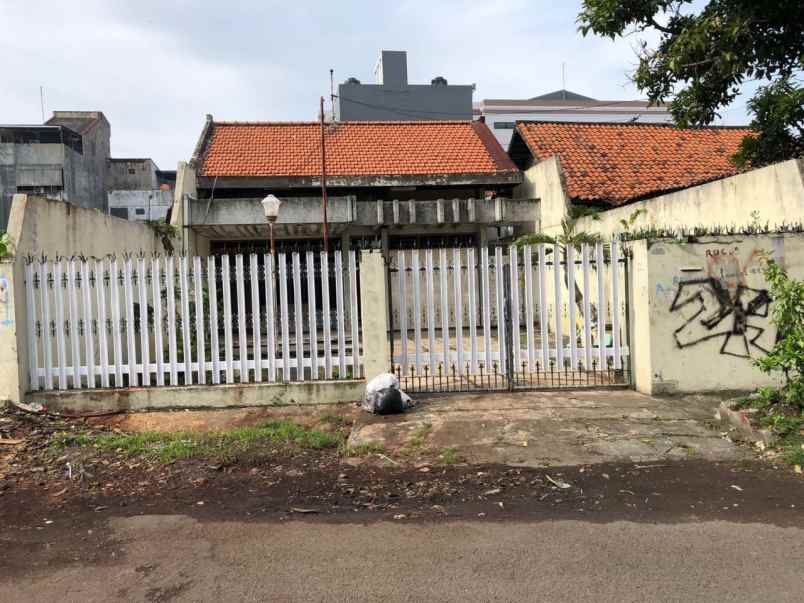 dijual rumah pesapen