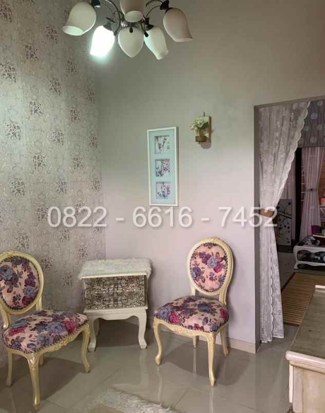 dijual rumah pine villa