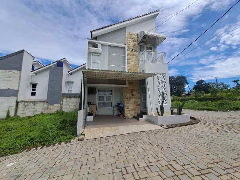 dijual rumah pitara pancoran mas depok