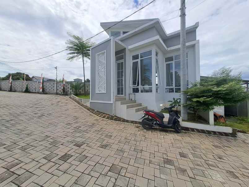 dijual rumah pitara pancoran mas depok