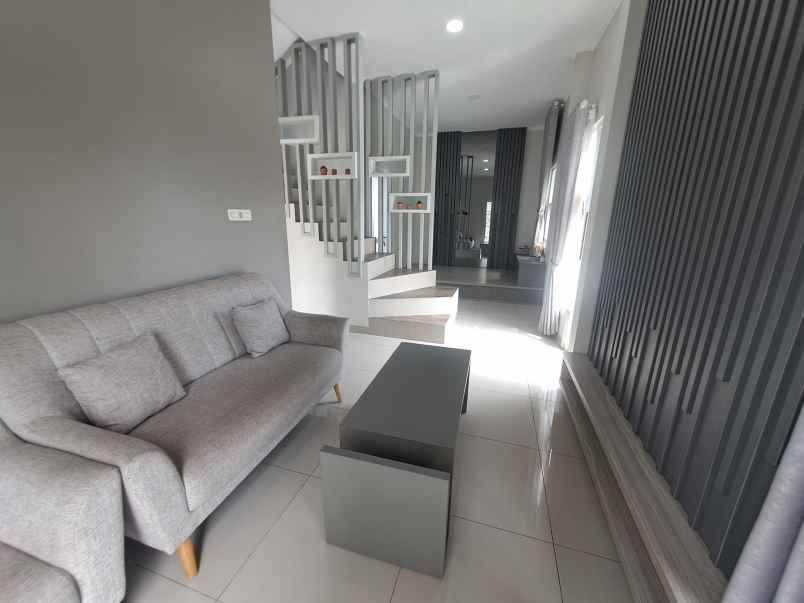 dijual rumah pitara pancoran mas depok