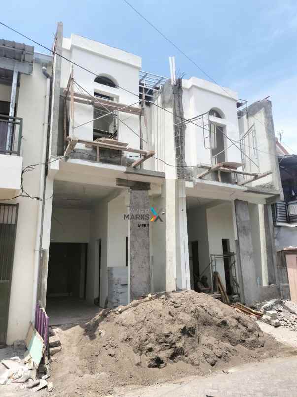 dijual rumah ploso