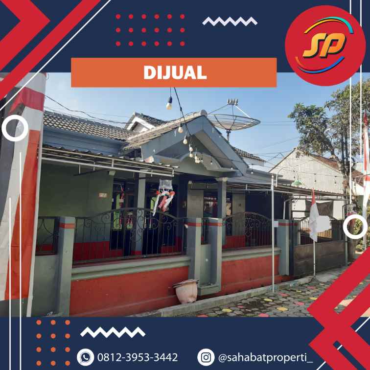 dijual rumah pojok di perumahan bumi mangli permai