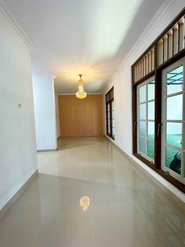 dijual rumah pondok bambu