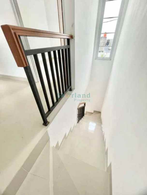 dijual rumah pondok benda