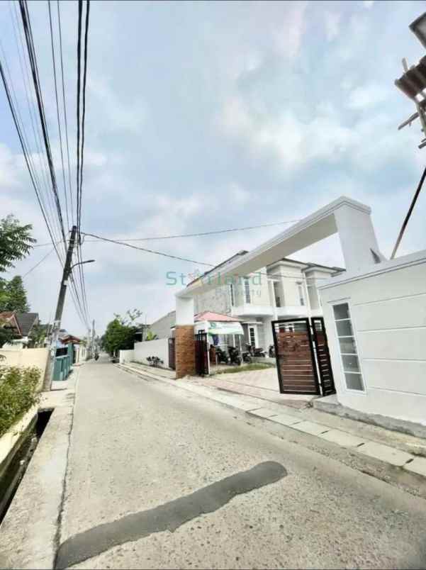 dijual rumah pondok benda