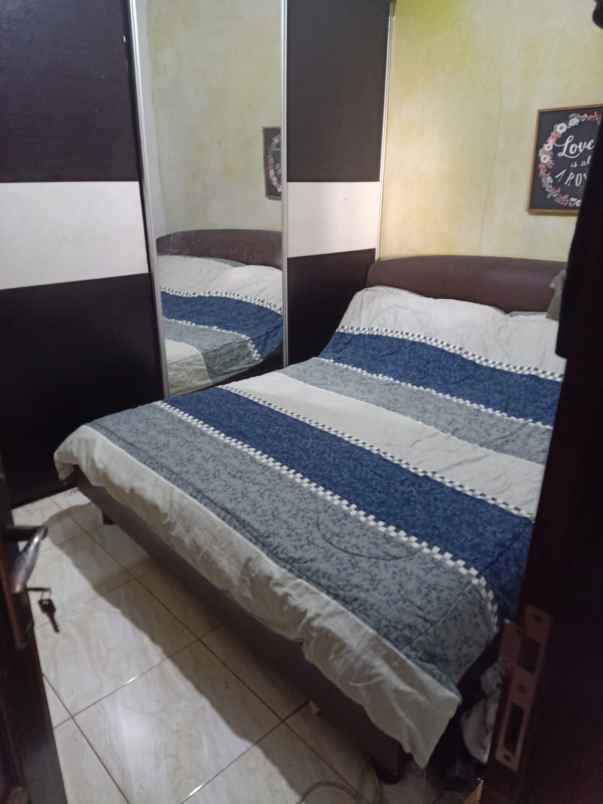 dijual rumah pondok kacang