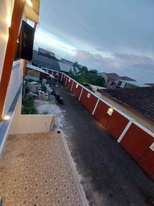 dijual rumah pondok kelapa