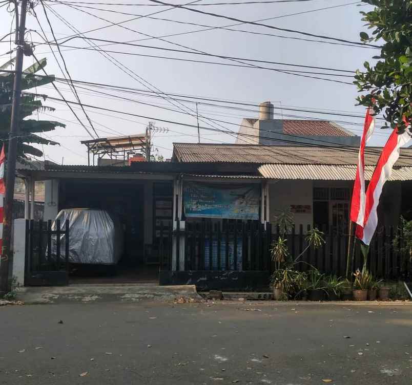 dijual rumah pondok kopi