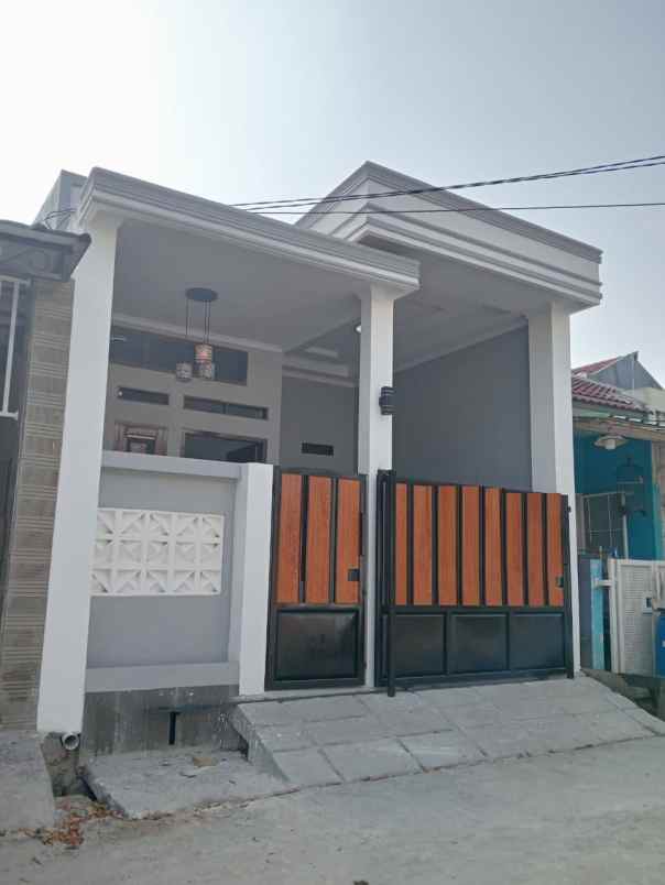 dijual rumah pondok ungu permai sektor