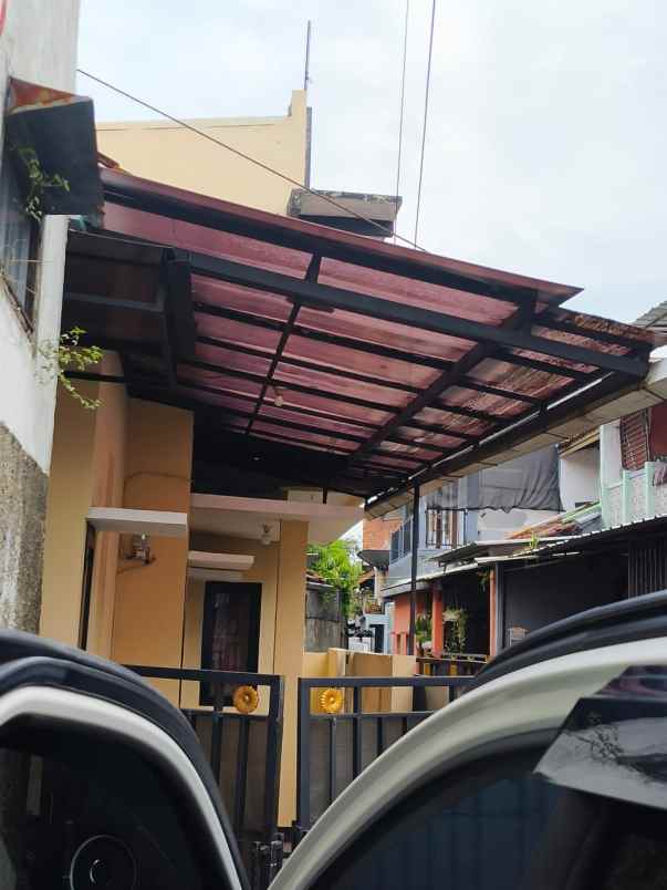 dijual rumah pribadi siap huni dipusat kota garut