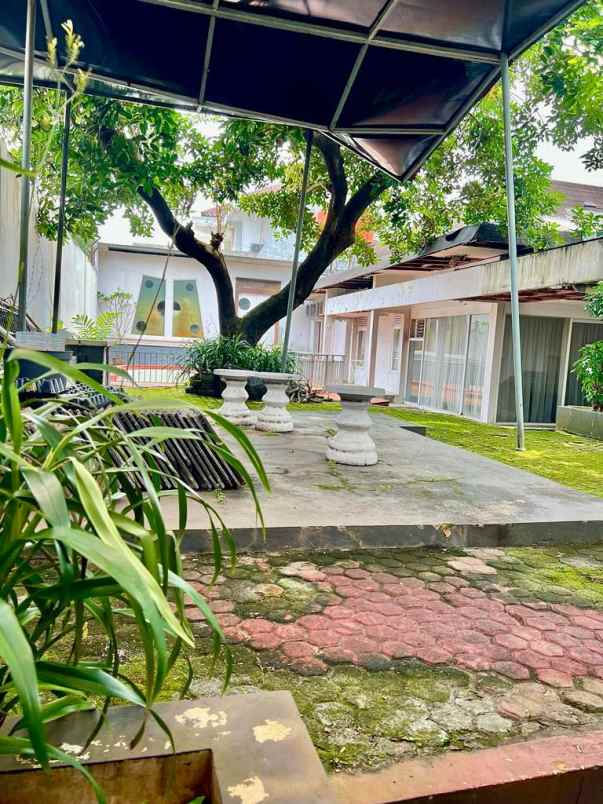 dijual rumah puri mutiara