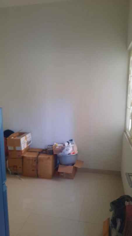 dijual rumah puri surya jaya