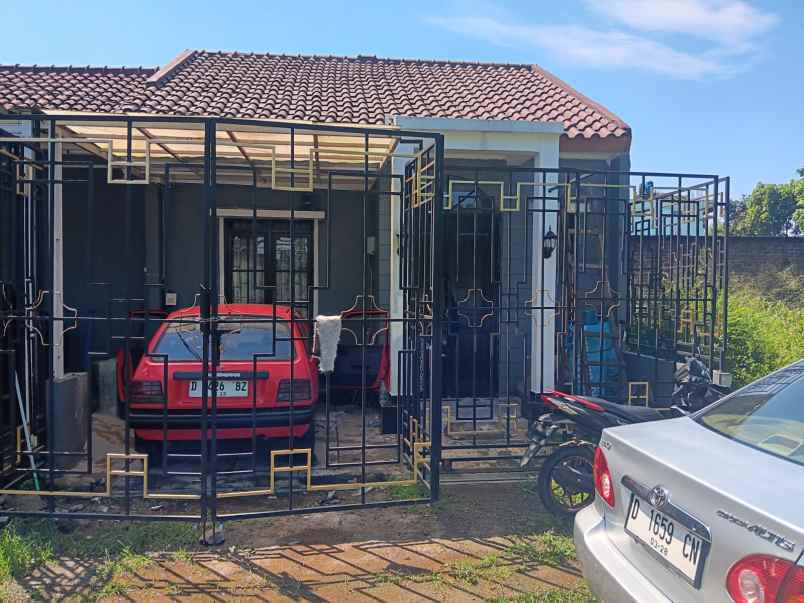 dijual rumah rancamanyar