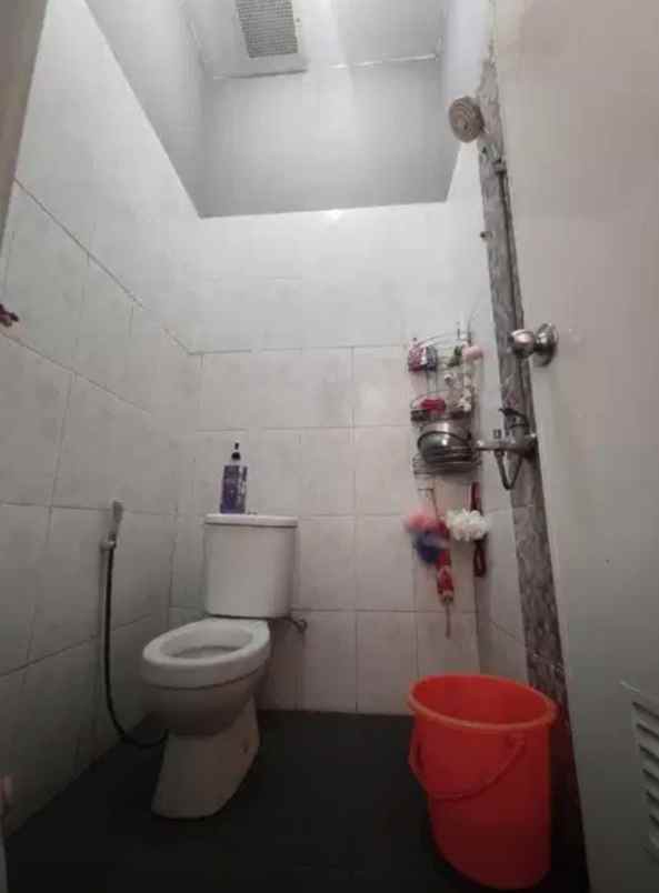 dijual rumah royal paka residence