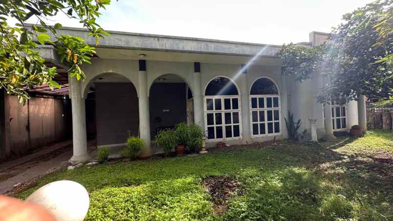 dijual rumah rumah di jl cangkurileng