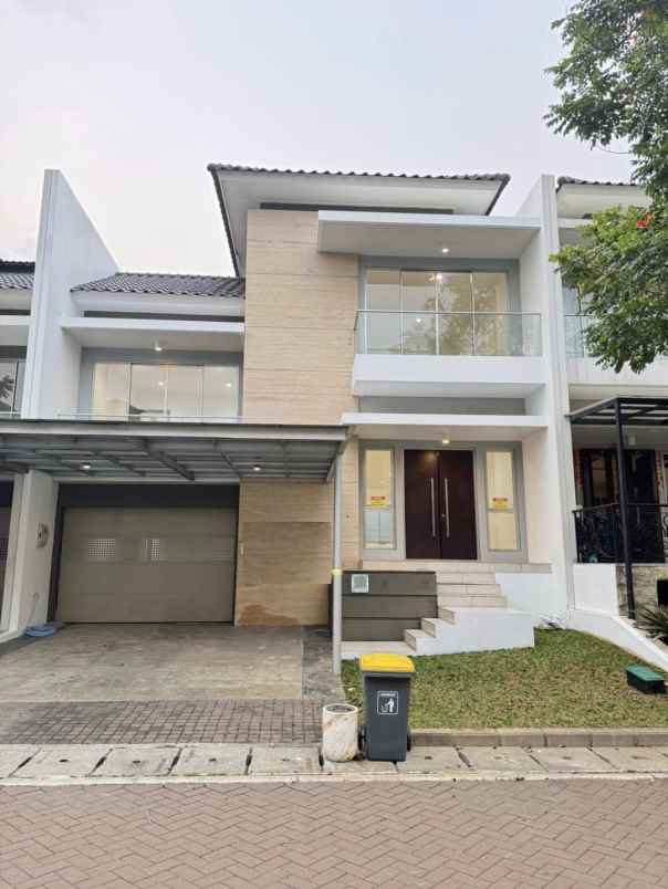 dijual rumah rumah golf island pantai