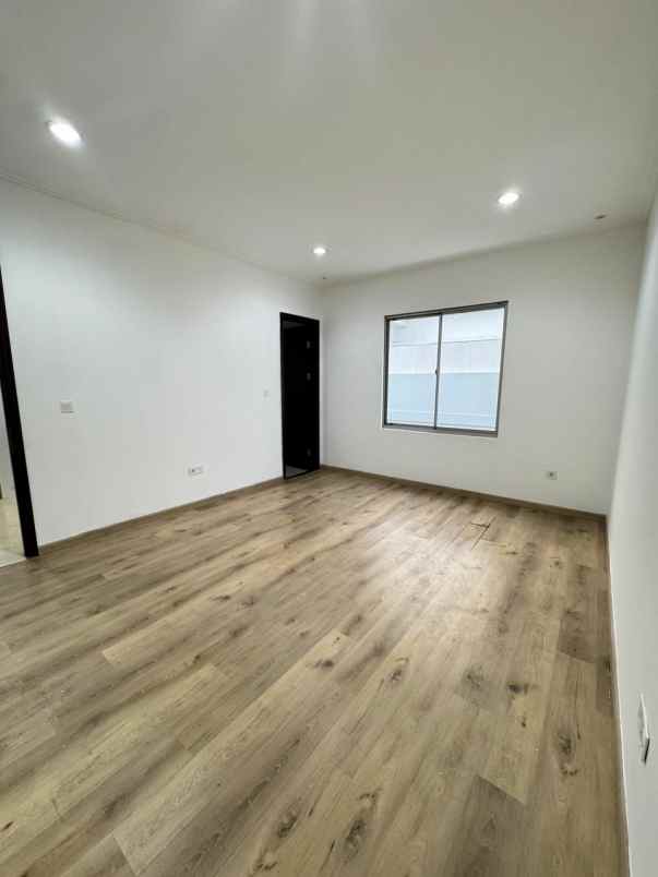 dijual rumah rumah golf island pantai