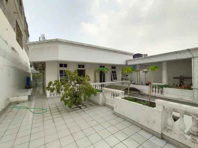 dijual rumah rumah mangga besar jakarta