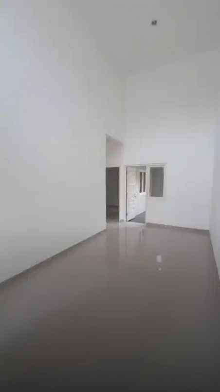 dijual rumah rungkut