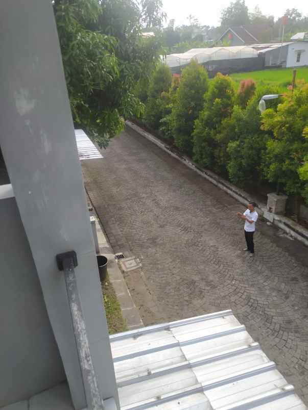 dijual rumah sardonoharjo