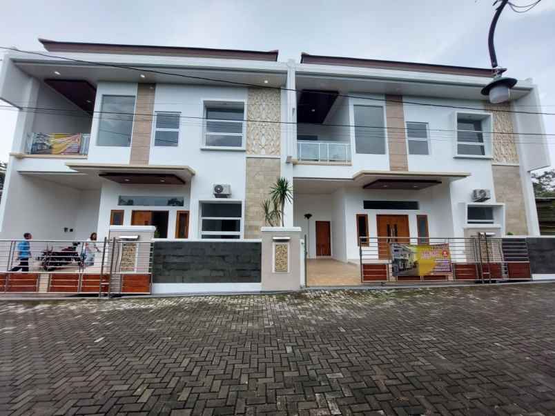 dijual rumah sardonoharjo ngaglik