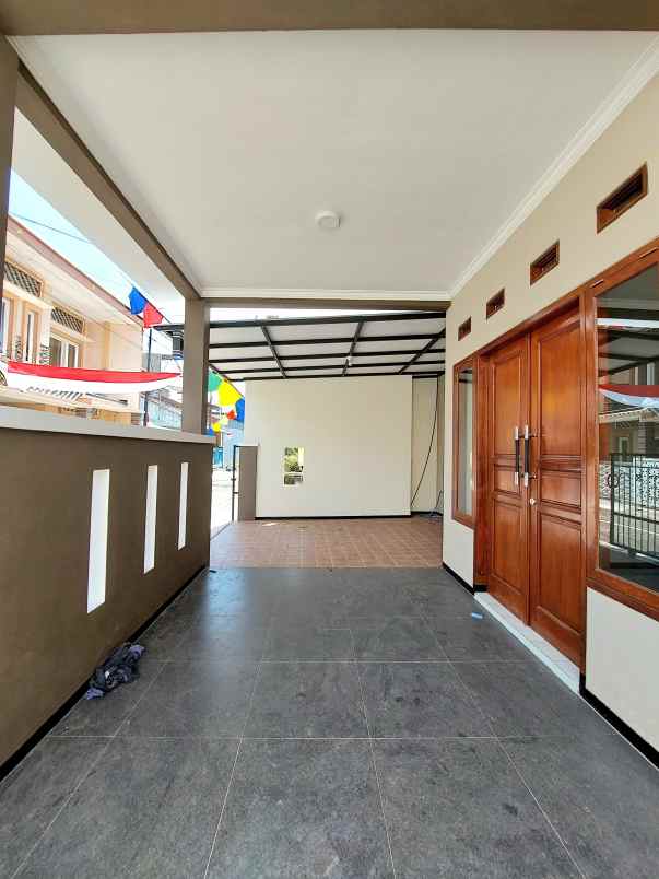 dijual rumah sawojajar