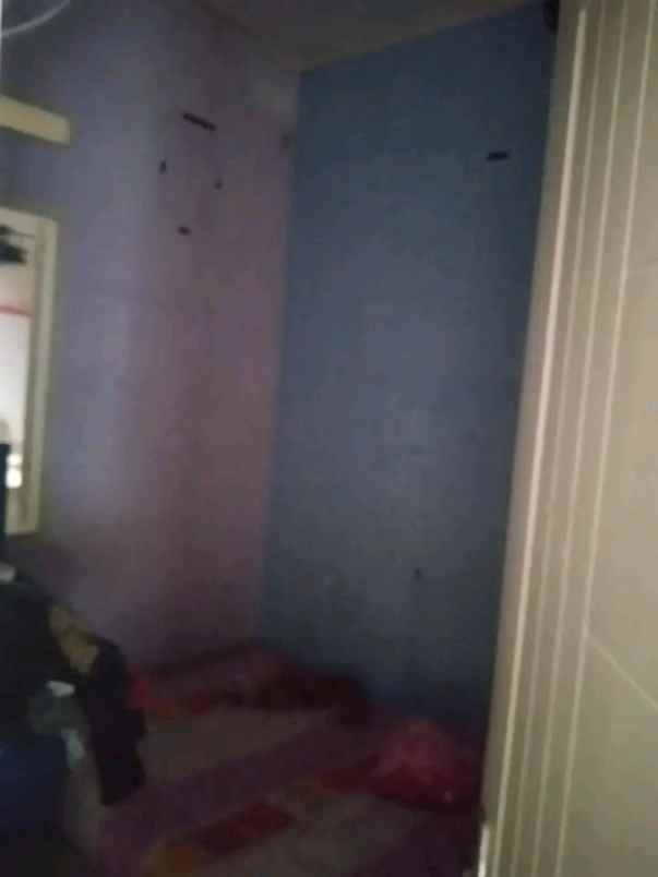 dijual rumah secondary non cluster ciherang depok