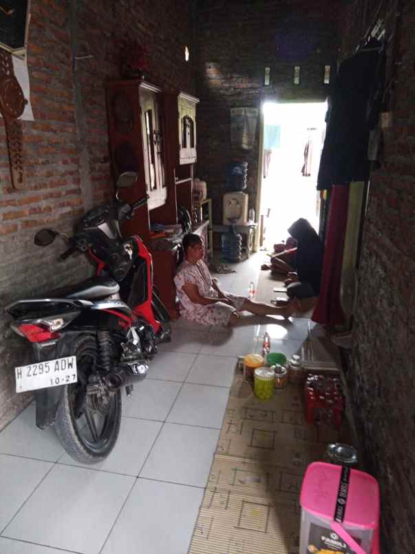 dijual rumah seken di tlogomulyo semarang timur