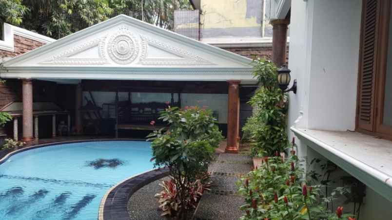 dijual rumah selong kebayoran baru