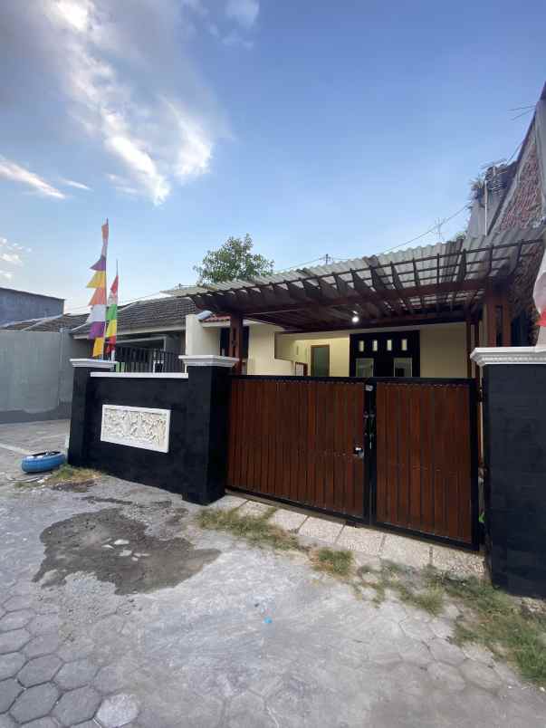 dijual rumah semarang timur