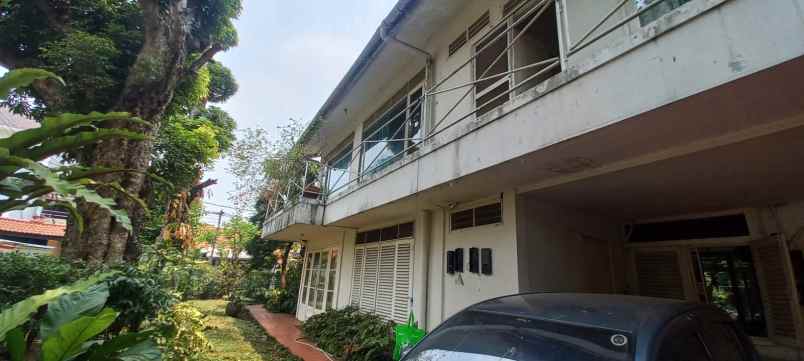 dijual rumah senayan