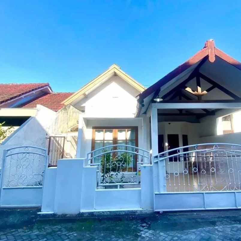 dijual rumah sendangtirto berbah