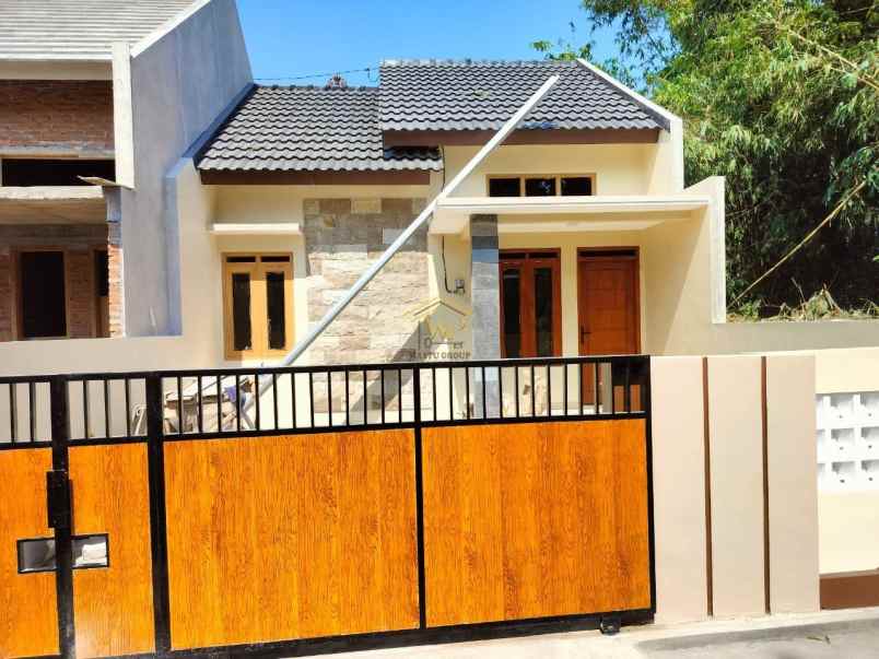 dijual rumah sendangtirto kec berbah