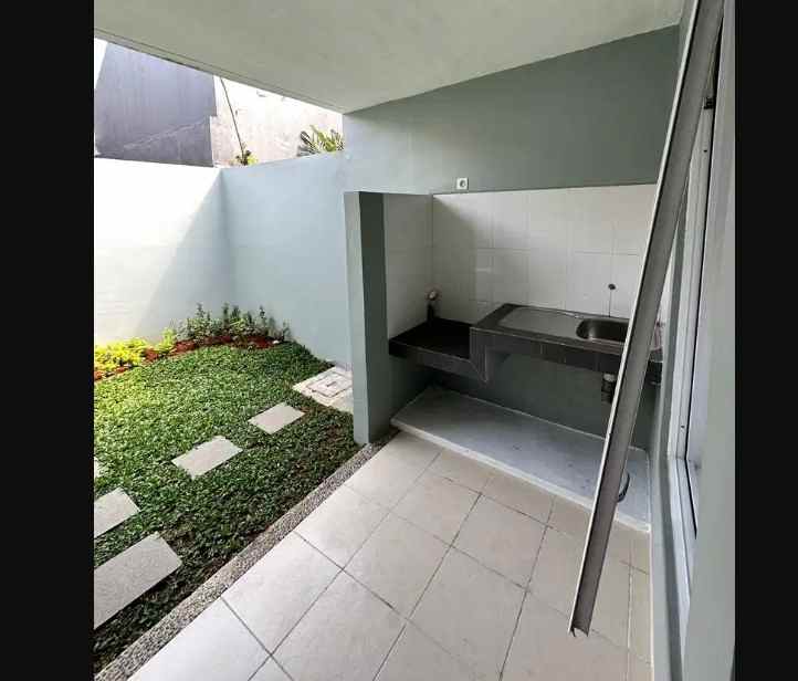 dijual rumah sentul city