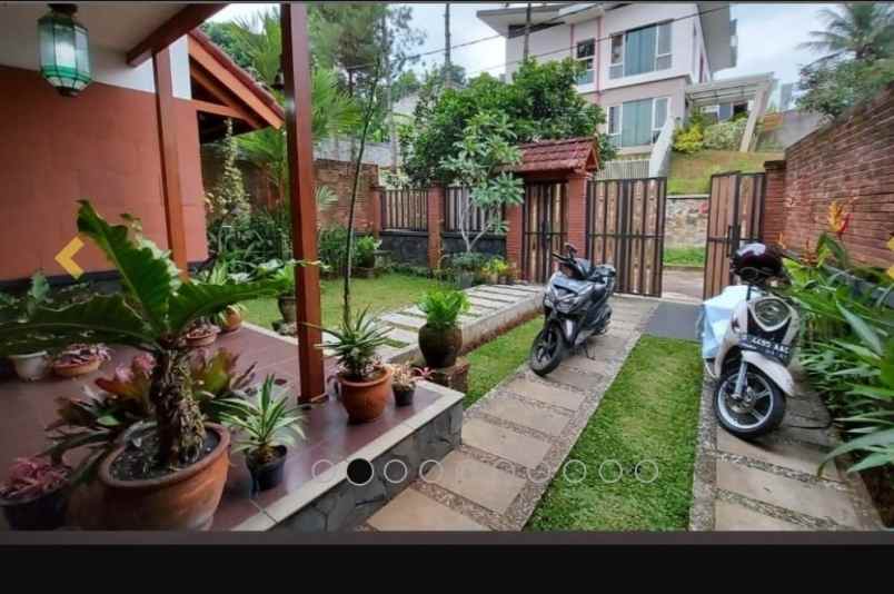 dijual rumah setiabudi gegerkalong bandung
