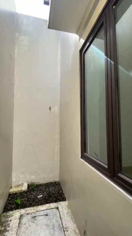 dijual rumah setu