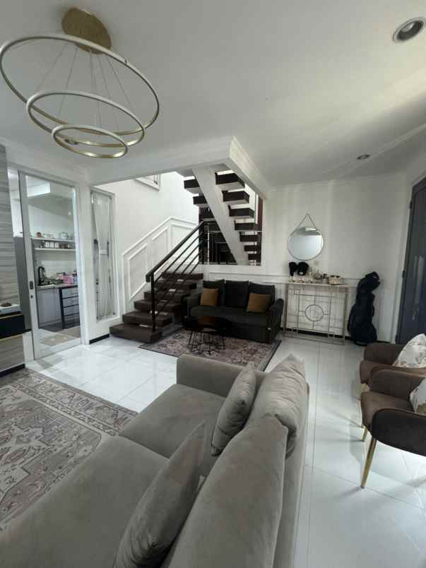 dijual rumah setu cipayung jakarta timur