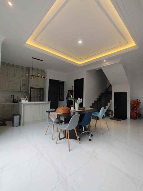 dijual rumah setu cipayung jaktim