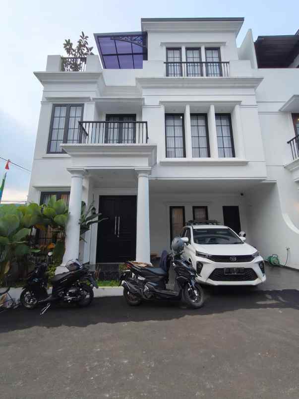 dijual rumah setu cipayung jaktim