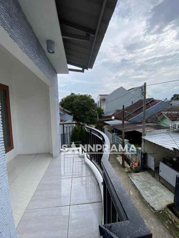 dijual rumah siap huni 2 lantai di kemang bogor