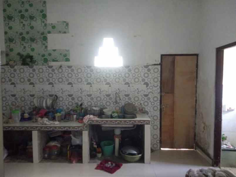 dijual rumah siap huni akses jl mobil ada garasi