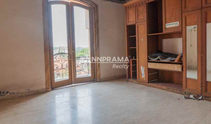 dijual rumah siap huni di perumahan megapolitan cinere