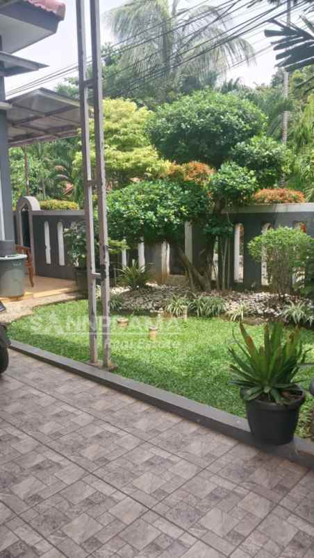 dijual rumah sukamaju